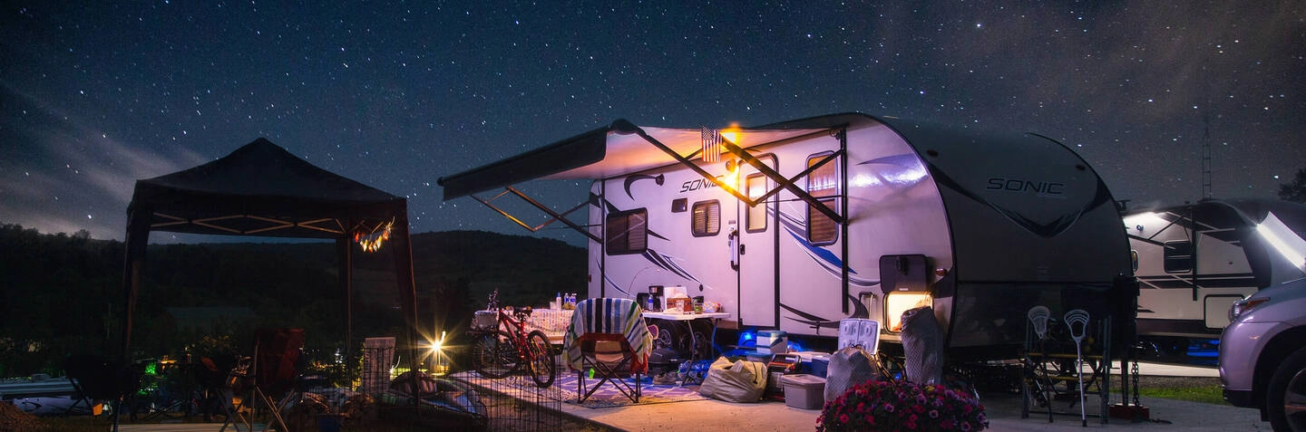 Nomindo an der Saisoneröffnung bei Camping Profi